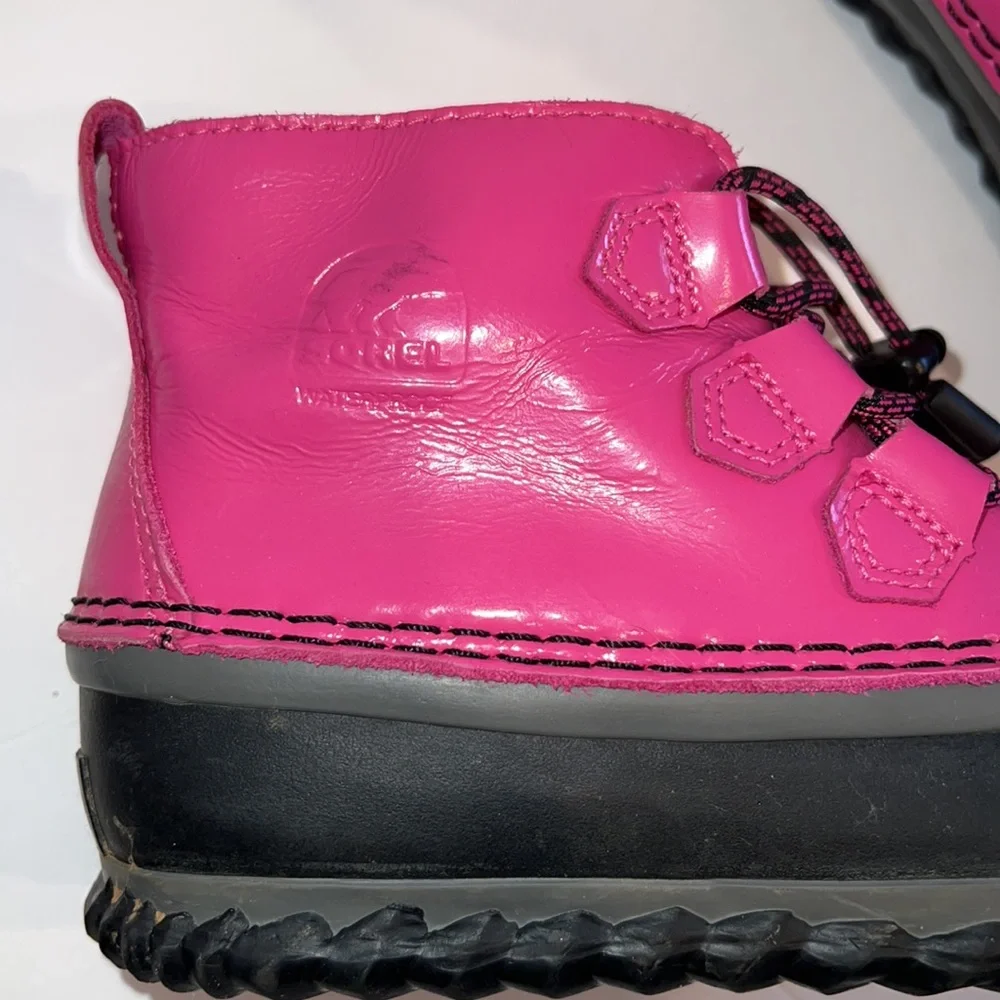 Sorel Pink black out and about rubber duck boots booties girls 3 youth snow